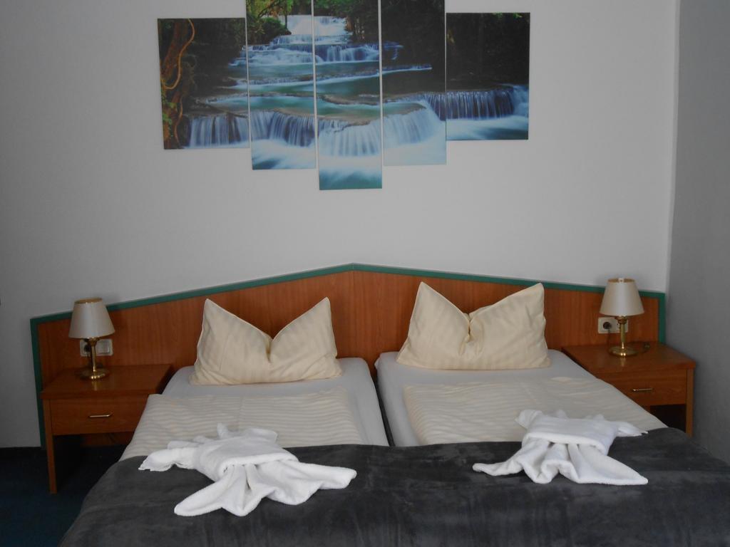 GreenLine Ferienhotel Forelle Thale Buitenkant foto